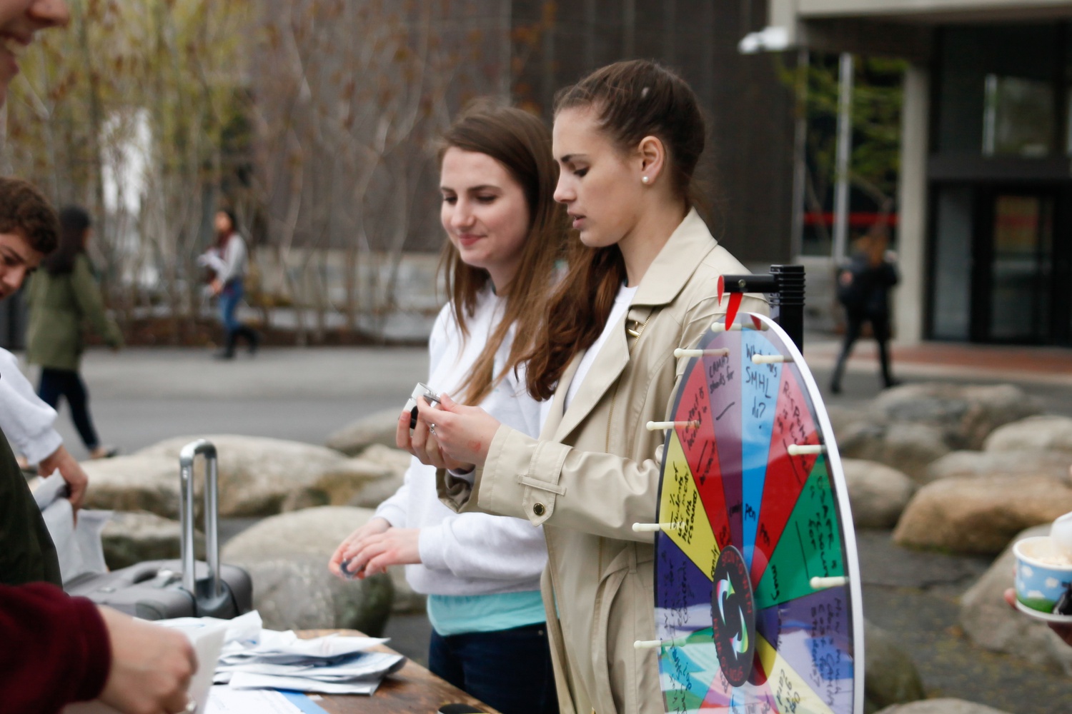 Stephanie Ferrarie ’18 and Melanie M. Slone ’17 staff “SMHL Presents: Your Mental Health Matters” on Tuesday afternoon in the Science Center Plaza.  