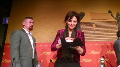 Cover image for Juliette Binoche at Slack Bay Press Conference