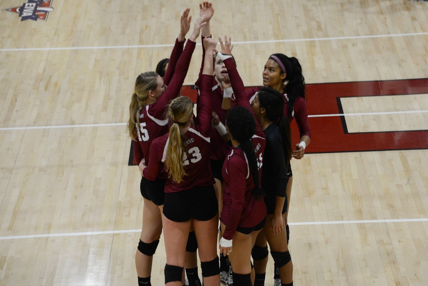 The women's volleyball team, pictured here in its 3-0 win against Ivy League rival Columbia on November 7, 2015, opens up Ivy League play on Friday against Dartmouth. 