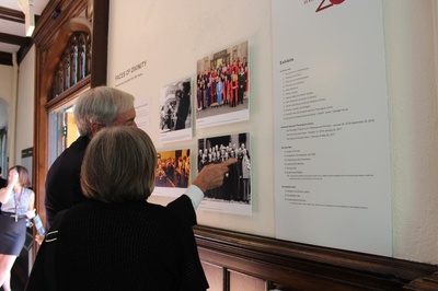 Cover image for Divinity School Celebrates 200 Years