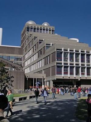 Cover image for Artistic Guide to Harvard: The Science Center