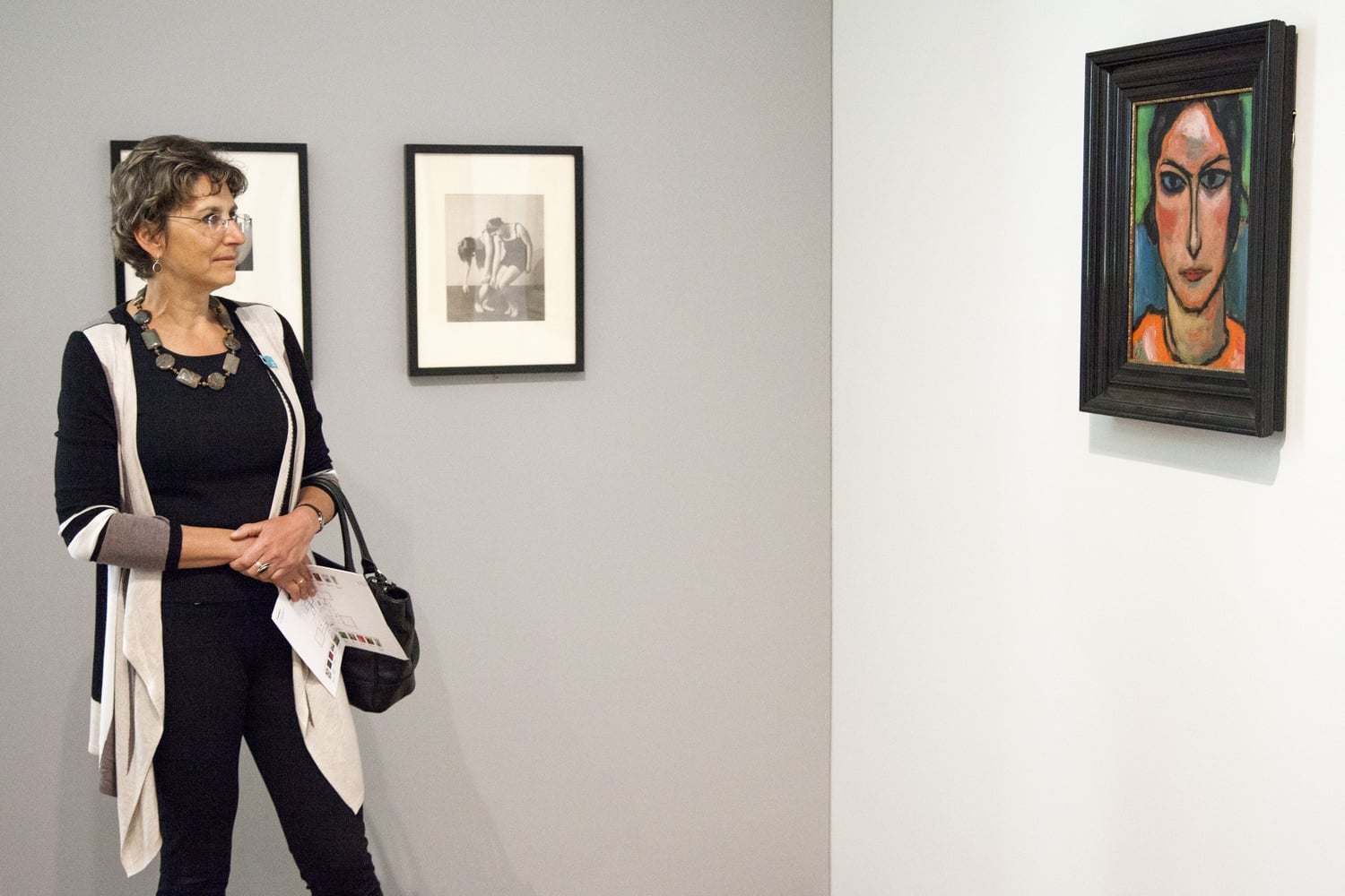 Newton resident Olga Futer observes Alexei von Jawlensky’s “Head of a Woman” Saturday morning at the Harvard Art Museums. The museums offered free admission Saturday as part of the national Smithsonian magazine's Museum Day Live! event.