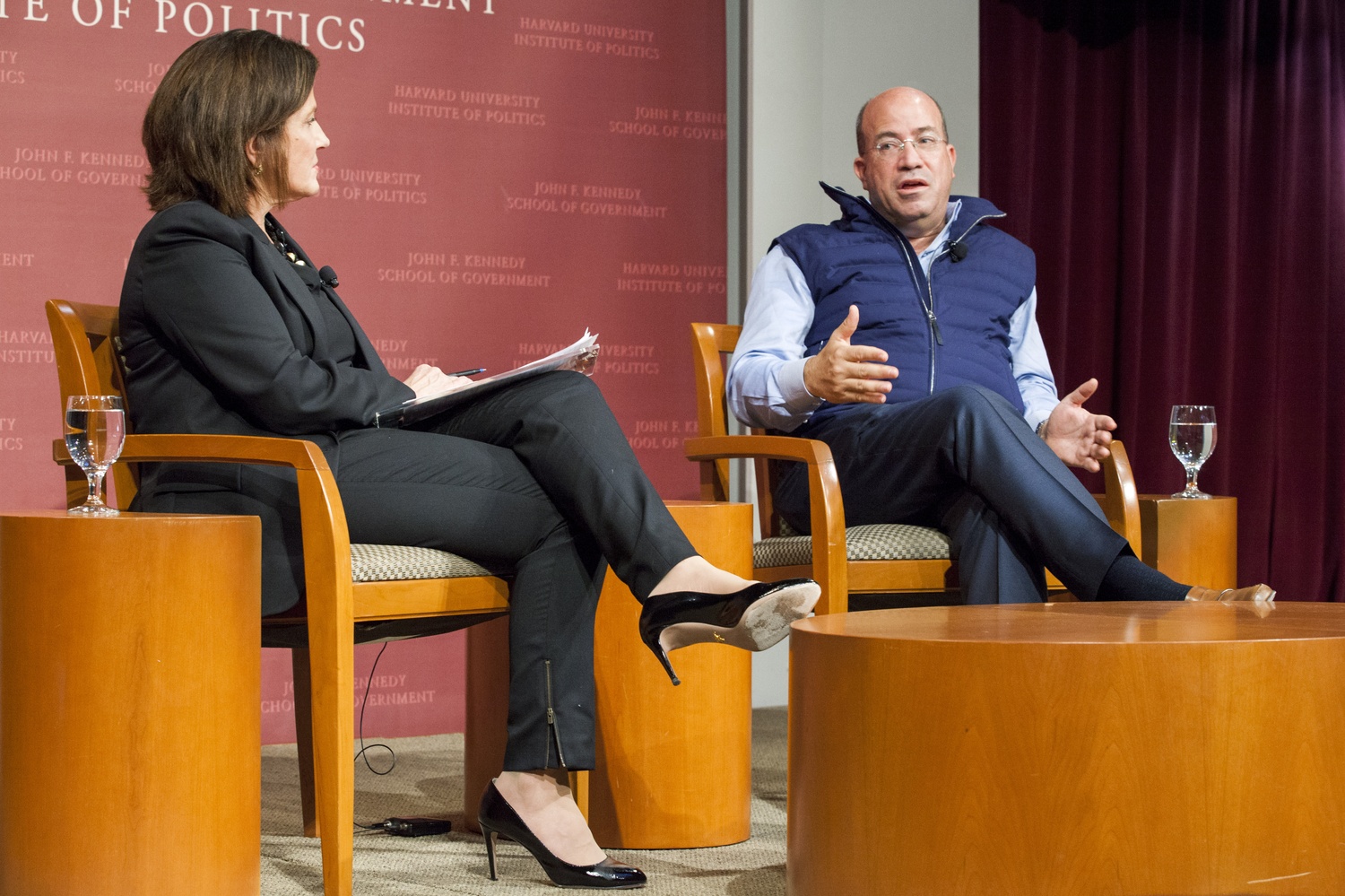 CNN President Jeff Zucker ‘86 talks with the Washington Post’s Lois Romano at the JFK Jr. Forum on Friday afternoon. Zucker and Romano discussed CNN’s coverage of Donald Trump’s campaign and Zucker’s role in recruiting Trump for the television show The Apprentice.