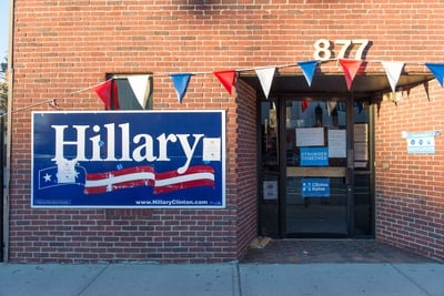 Cover image for Hillary in Harvard Square