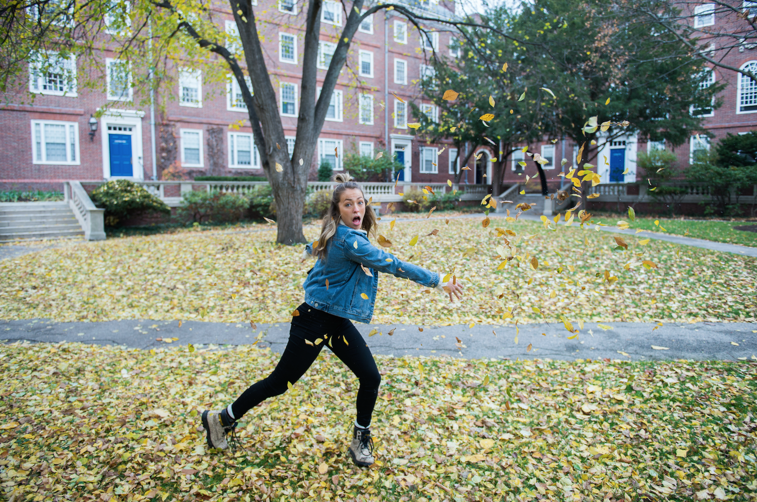 Katie runs an Instagram account called "Cirrusly Yesterday." It includes videos of her describing yesterday's weather.
