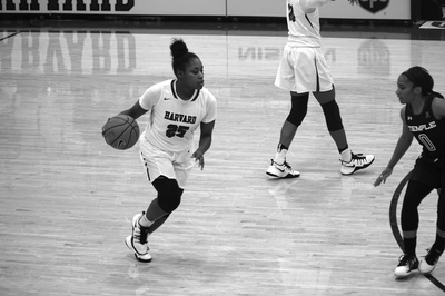 Cover image for Women's Basketball Extends Winning Streak After Defeating NJIT