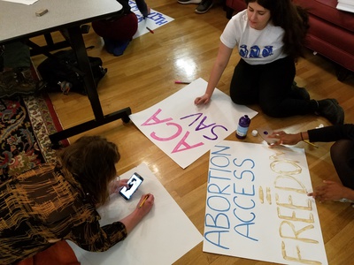 Cover image for Painting for the Resistance: Harvard Student Power Network