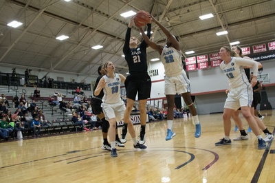 Cover image for Women's Basketball Looks to Keep Winning Streak Alive Against Killer P's