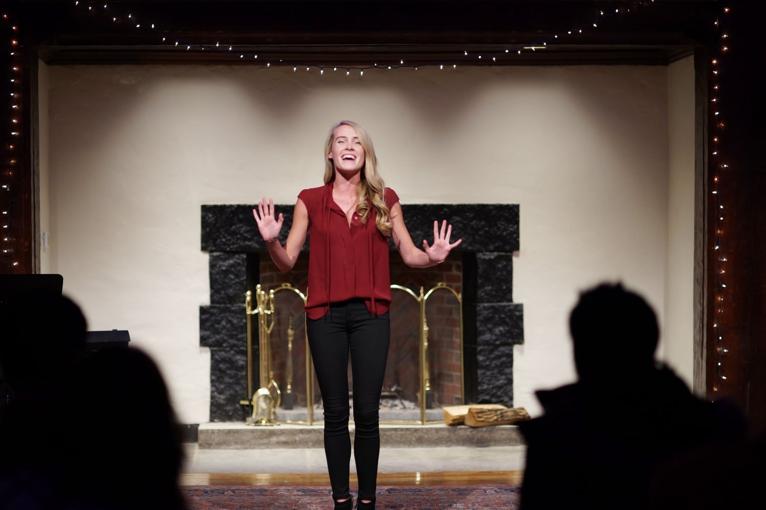 Annabel O’Hagan ‘19 performs her rendition of History of Wrong Guys at the Cabaret hosted by HCMT at Lowell Library Theater on Saturday night.