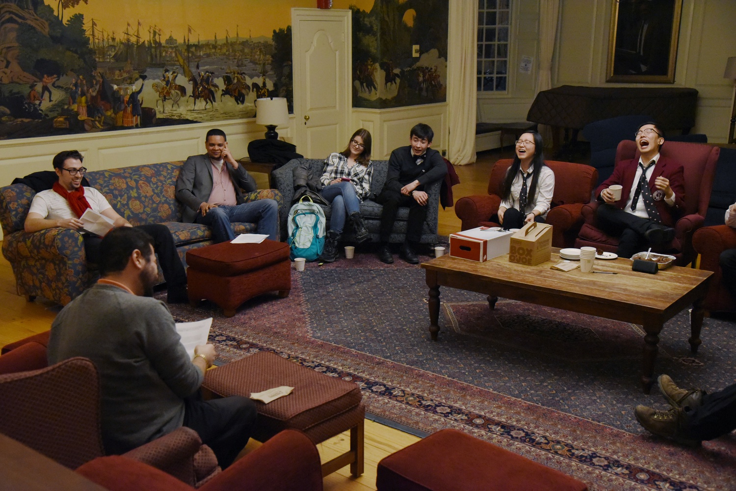 Muhammed Ors ‘17 reads humorous, over-the-top erotica to the Voice Actor’s Guild Tuesday night to celebrate Valentine’s Day.
