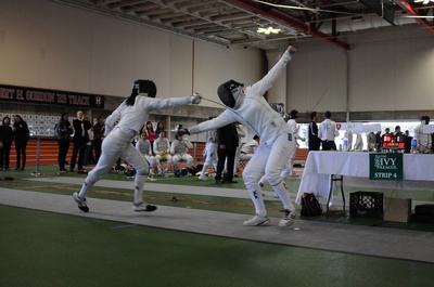 Cover image for Fencing Finishes in Middle of Pack at Ivy Round Robins
