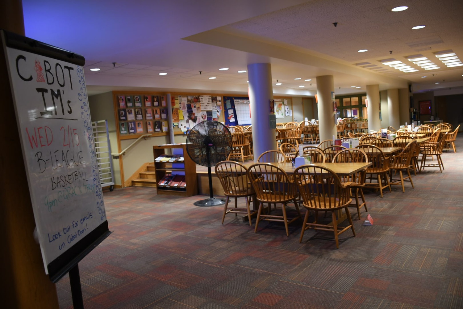 After a sewage pipe burst in an adjacent restroom, the dining hall in Cabot House was closed on Wednesday.