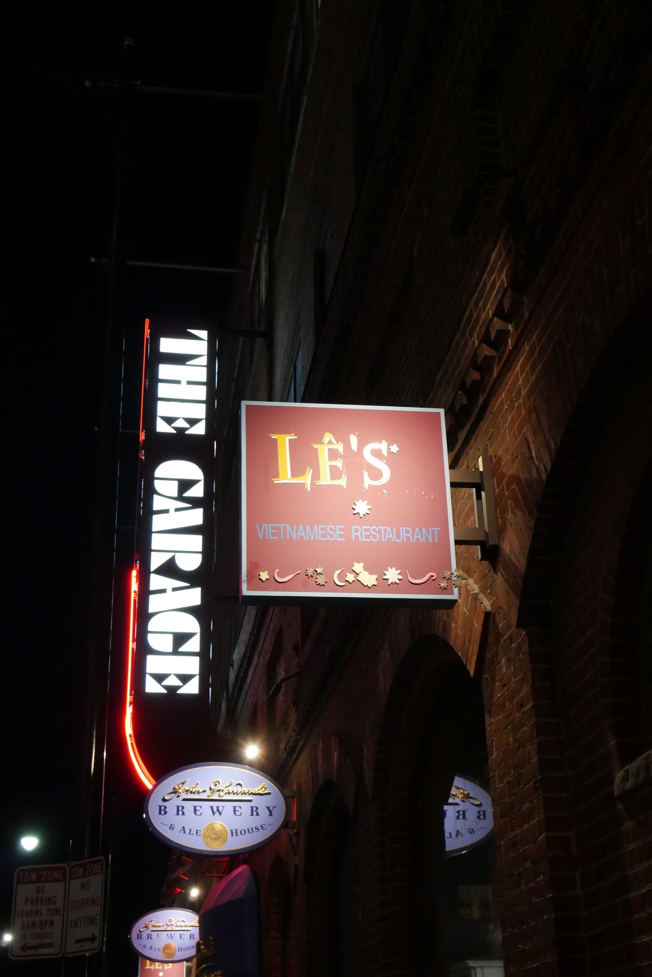 The Garage in Harvard Square is home to businesses such as Le’s Vietnamese Restaurant, Starbucks, Subway, and others. With the closing of businesses such as Au Bon Pain, more homeless people can be found spending their time in the Garage.