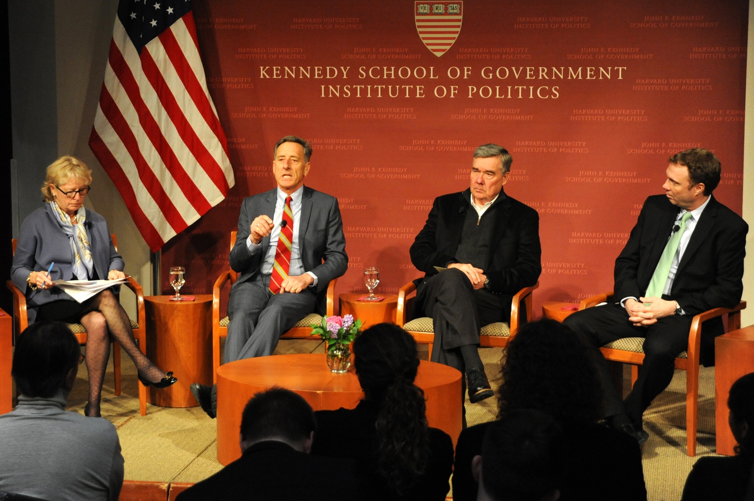 David T. Armstrong, former Vermont Governor Peter E. Shumlin, and R. Gil Kerlikowske speak about America’s opioid crisis at the John F. Kennedy Jr. Forum at Harvard University’s Institute of Politics Wednesday evening.