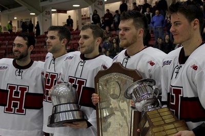 Cover image for Seniority Rules for Resurgent Harvard Hockey Team