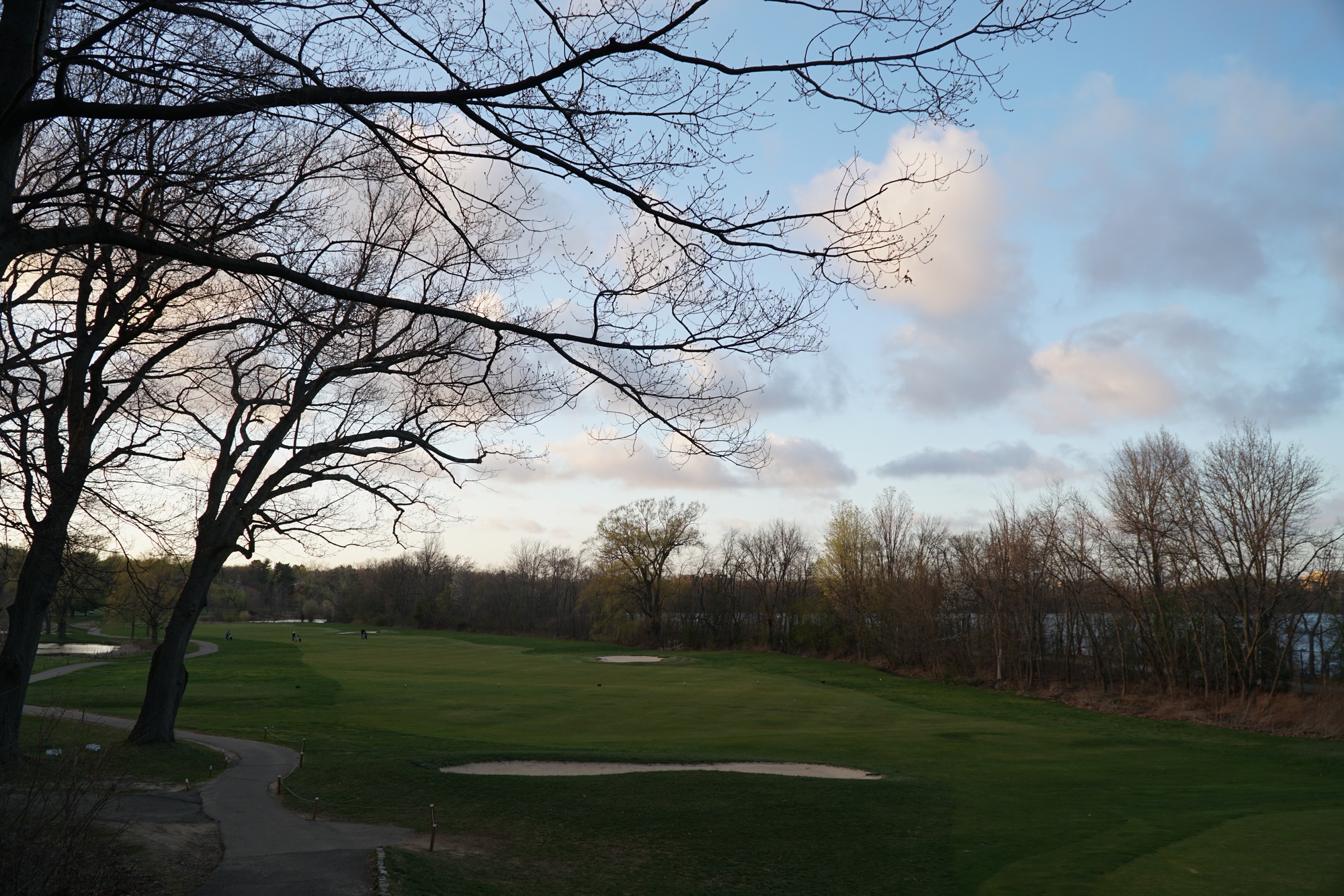 Looking to defend its  Ivy Leagues championships, men’s and women’s golf head south this weekend and leave behind their home turf at Fresh Pond in Cambridge. The men will be going to Greenwich, Conn. while the women will be heading down to the Sunshine State to close out their seasons.