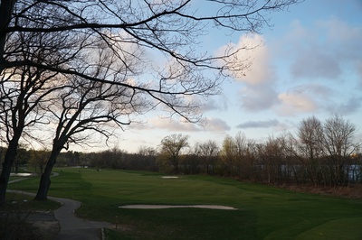 Cover image for Men's and Women's Golfs Looks to Strike Gold Again This Weekend