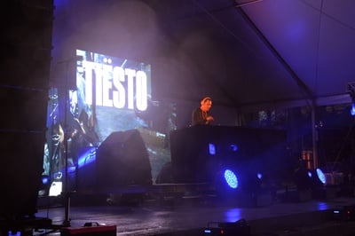 Cover image for Tiësto Arrives