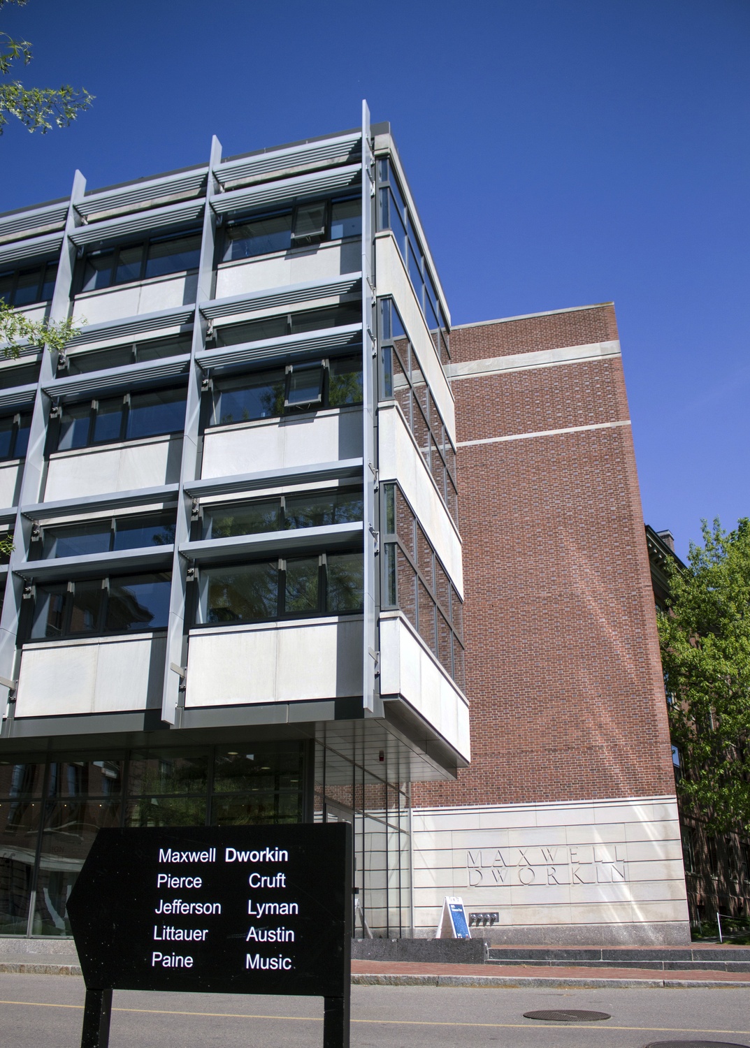 Maxwell Dworkin houses the Computer Science department.
