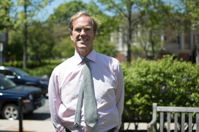 Cover image for The Evergreen Dean: Thomas A. Dingman '67
