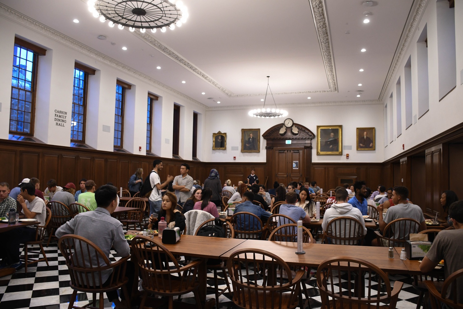Winthrop House's dining hall.
