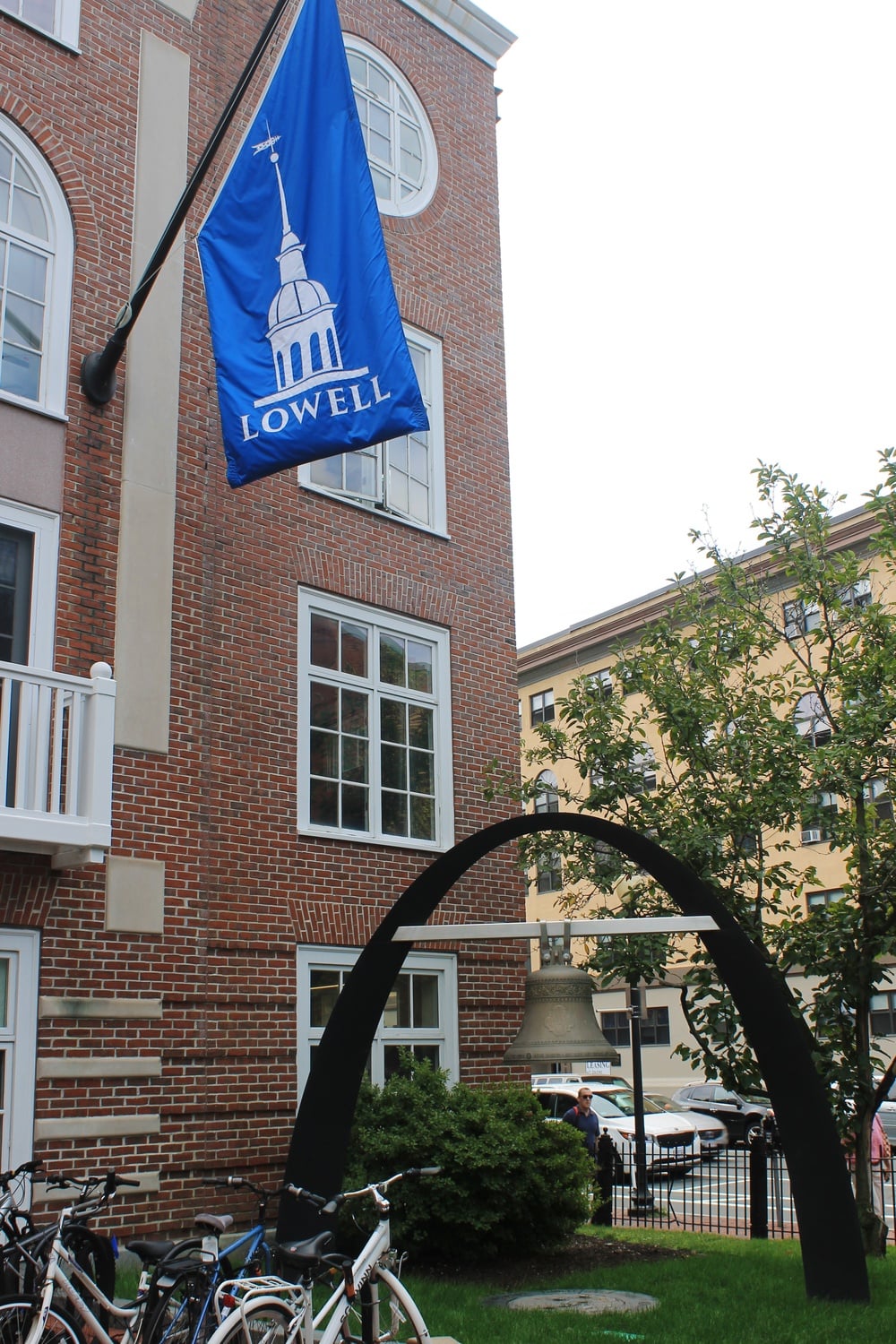 While Lowell House undergoes its planned 2-year renewal, residents of the house will live in temporary swing housing.  Many have been placed in the Inn at Harvard, where the house's dining services also operate, and where a bell representing Lowell's famous bells has been installed.