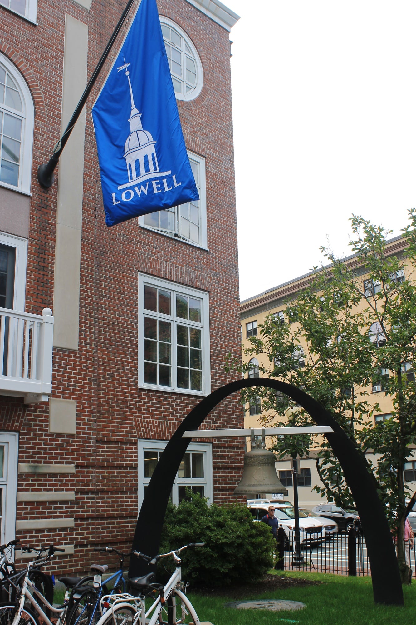 While Lowell House undergoes its planned 2-year renewal, residents of the house will live in temporary swing housing.  Many have been placed in the Inn at Harvard, where the house's dining services also operate, and where a bell representing Lowell's famous bells has been installed.