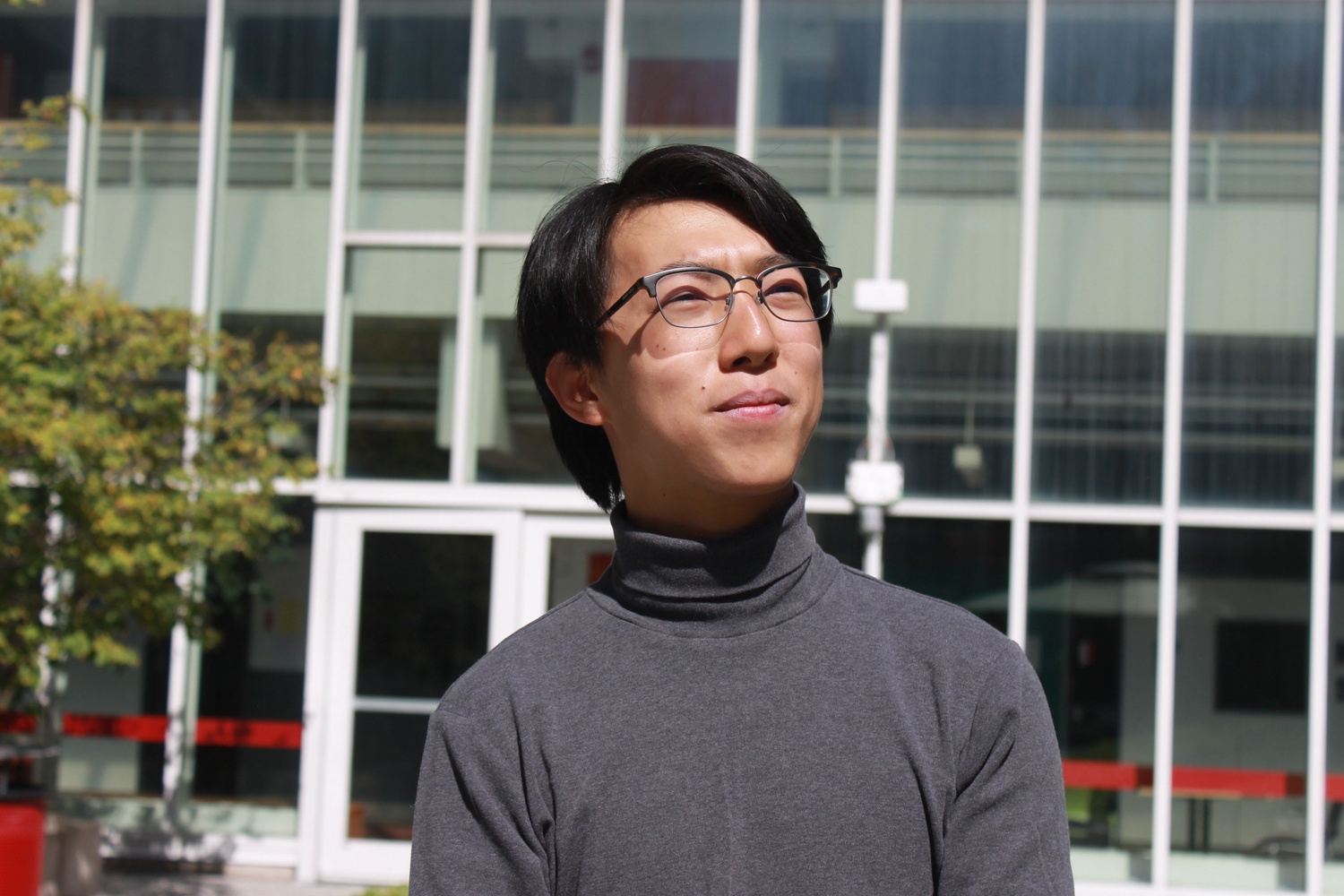 John Wang ’16 speaks about his recently unveiled art installation In Search of 100 Years at 73 Brattle Street. He is the first undergraduate winner of the Radcliffe Institute Public Art Competition, which he won in 2016. 