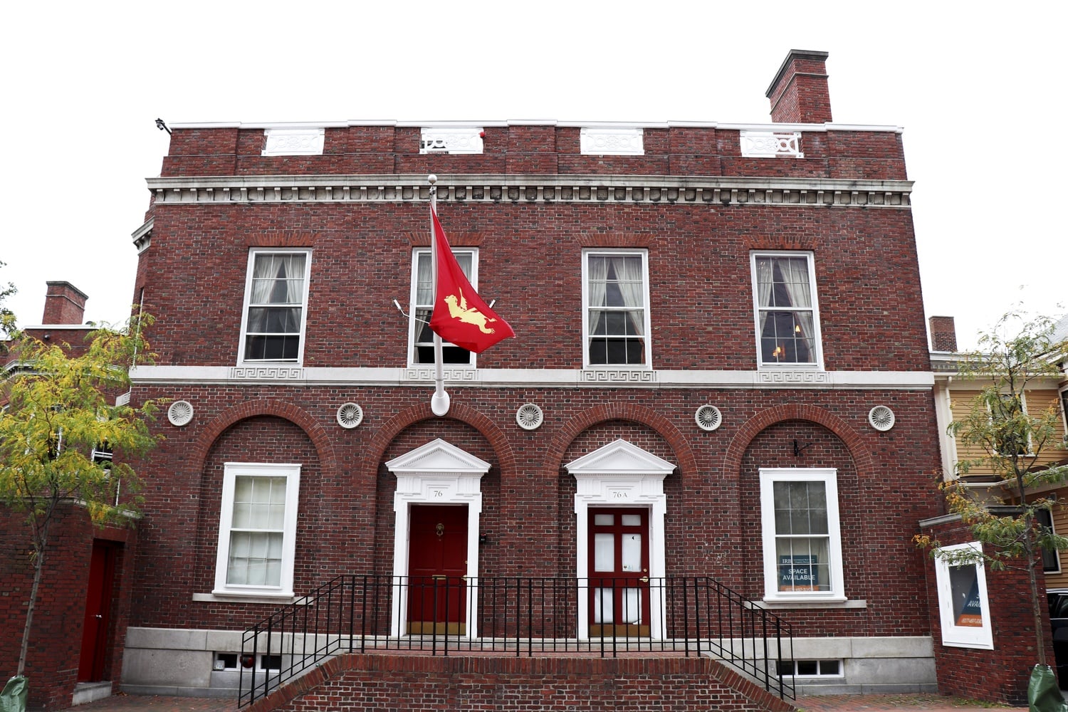 The Spee Club is one of Harvard's final clubs. The group officially became gender neutral in November 2015, when it inducted its first class of men and women.