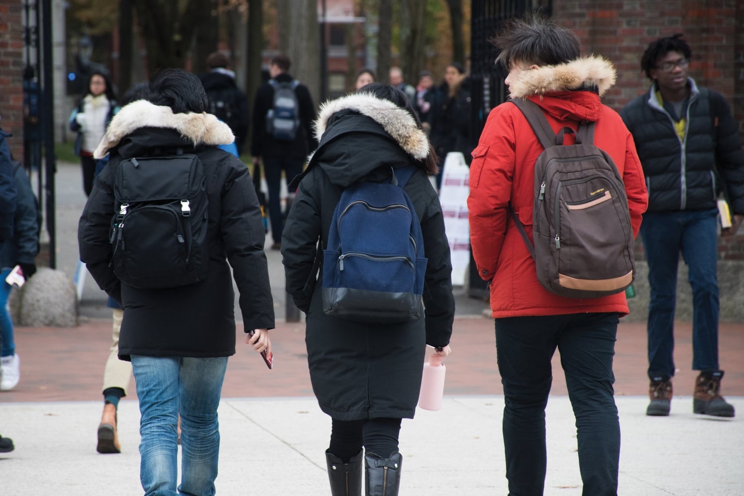 The recent fall in temperatures has prompted students to break out their heavy coats and other winter clothing.