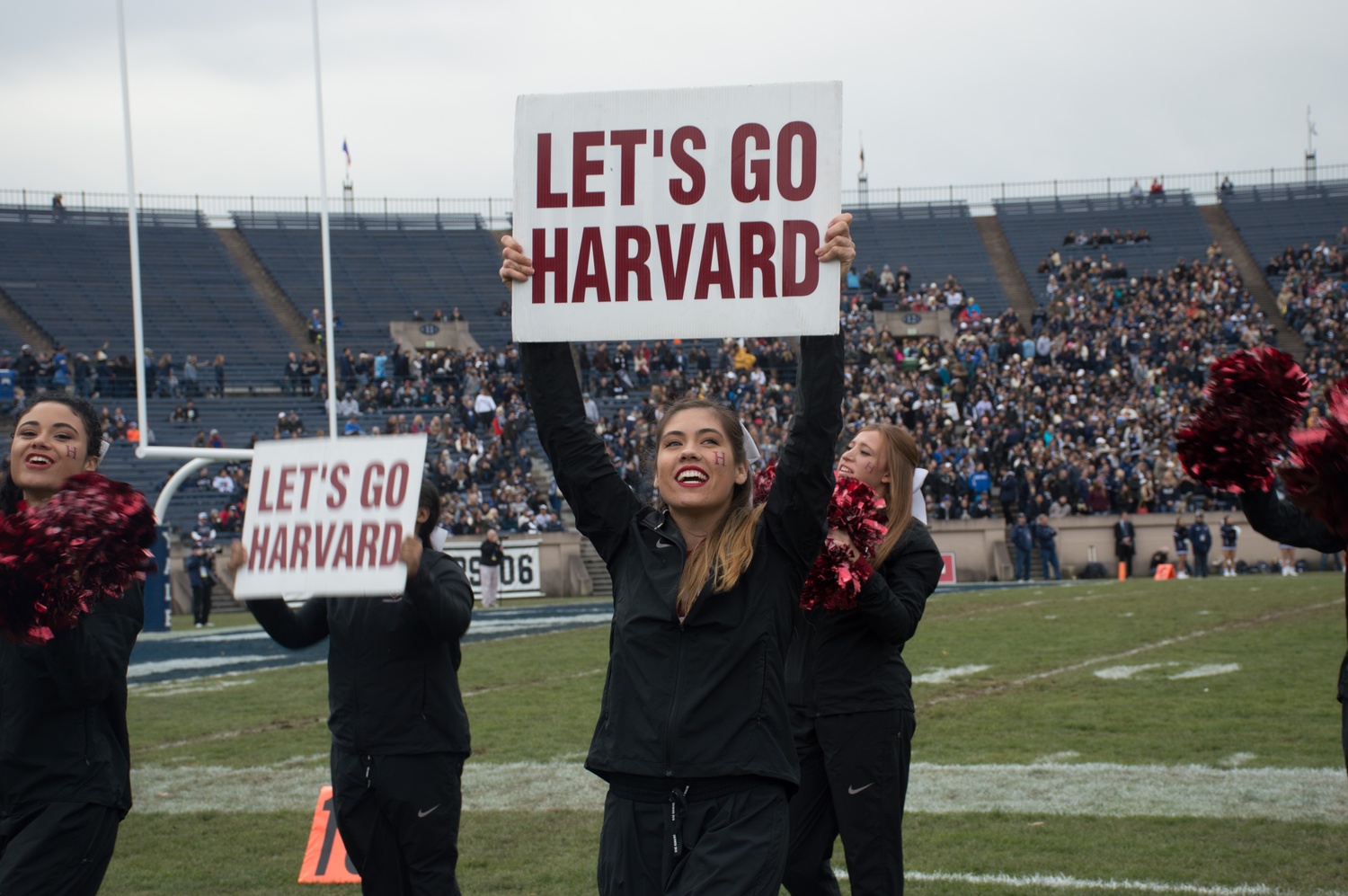 Amanda N. Flores '20 hypes up the crowd.