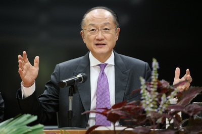Cover image for Jim Yong Kim