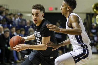 Cover image for Around the Ivies: Men's Basketball Looks to Continue Streak