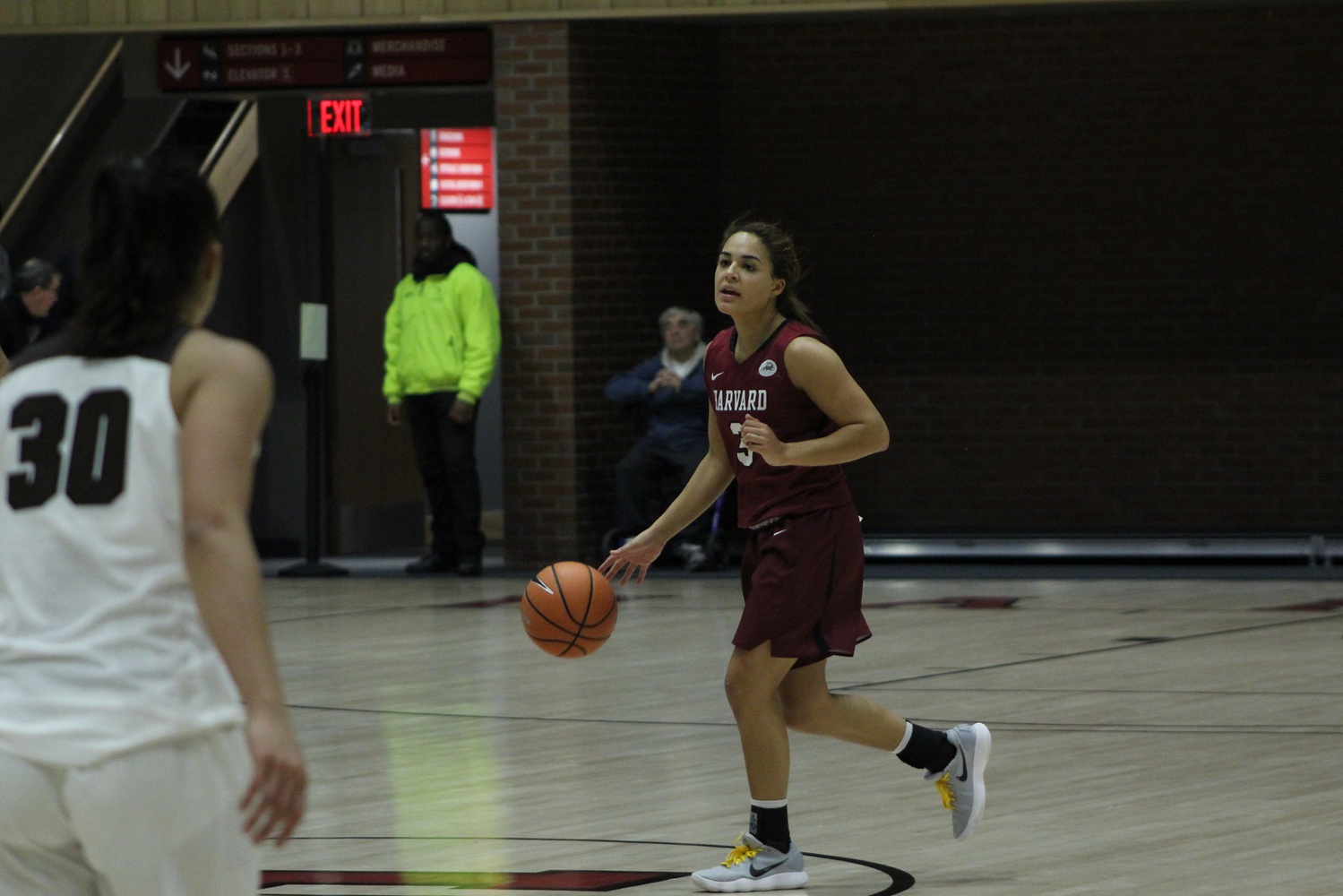 Guard Katie Benzan dropped 20 points for the second straight game. The sophomore is averaging 13.7 points per game on 44.8 percent shooting.