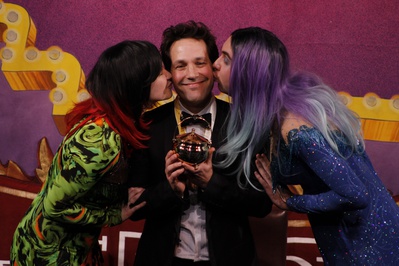 Cover image for Paul Rudd: From Reading British Comics to Writing Marvel Movies