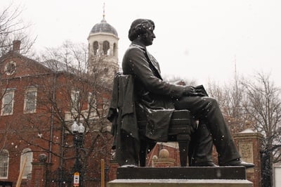 Cover image for A Tale of Two Statues