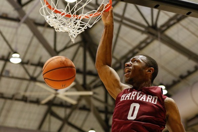 Cover image for Strong First Half Wills Men's Basketball Past Yale