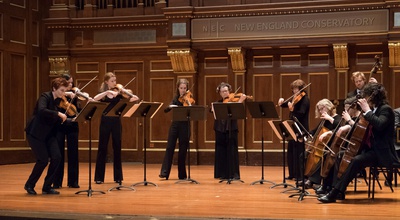 Cover image for Handel and Haydn Society Breathes Life into Bach