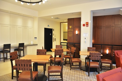 Cover image for Winthrop Grille
