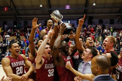 Cover image for Men's Basketball Beats Columbia to Win Ivy League Title