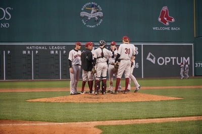 Cover image for Baseball Stumbles in Four-Game New Mexico State Series