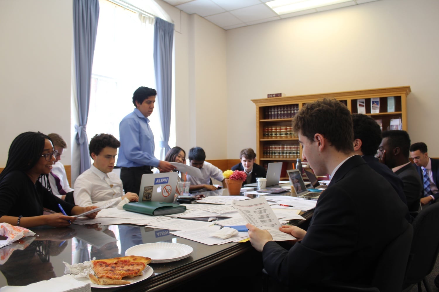 Students participate in the 2018 iteration of the Harvard College Democrats' semesterly lobbying day.