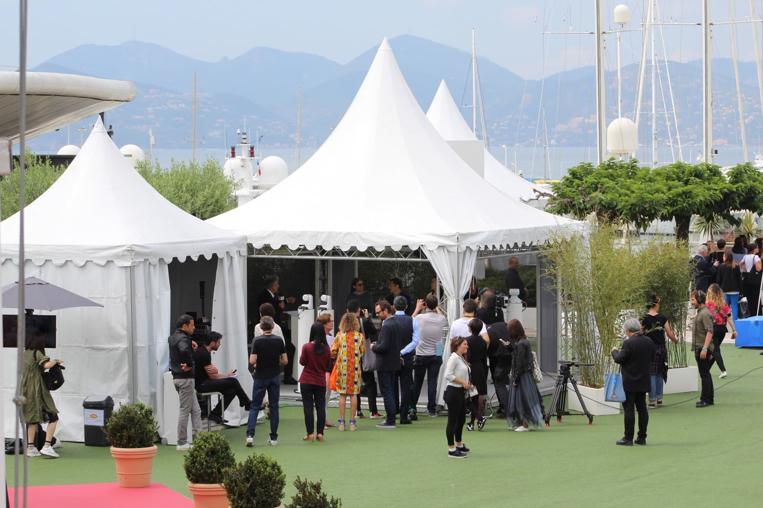 The press tent at the Cannes Film Festival 2018, where stars are interviewed by press and underlings like Caroline A. Tsai are forbidden entry. 