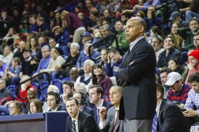 Cover image for Uncommon Ground: A New Age of Recruiting for Harvard Basketball