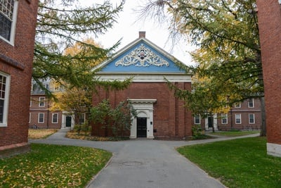 Cover image for Holden Chapel 