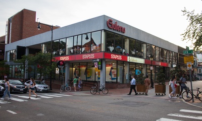 Cover image for Vegan Restaurant Expands from the West Coast to Cambridge