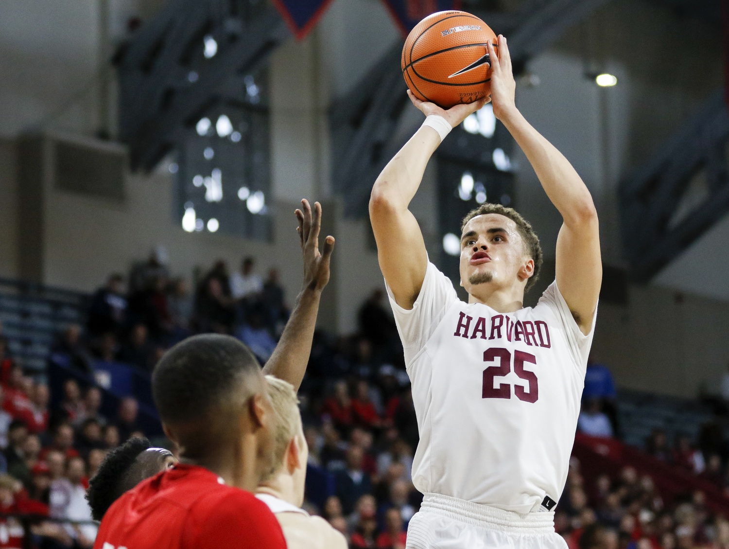 Alongside classmate Weisner Perez, Corey Johnson was named as a co-captain this season. The Ontario native was a consistent starter throughout most of his junior campaign.