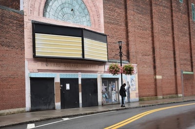 Cover image for Cambridge Historical Group Delays Certifying Billionaire's Plans to Renovate Square Theater