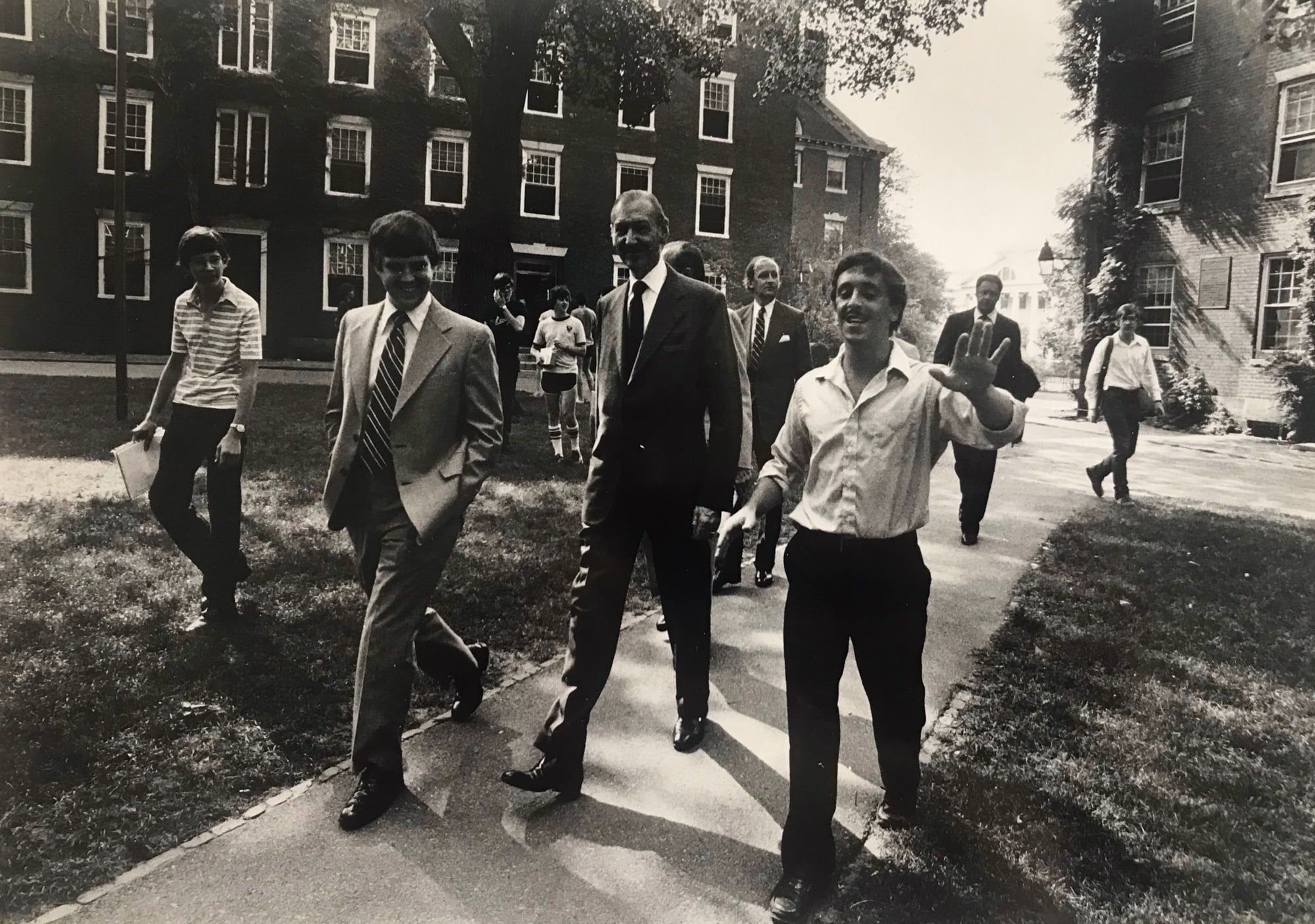 Benjamin H. Schatz '81 gives United Nations Secretary General Kurt Waldheim a tour of Harvard in 1981.