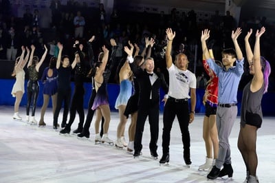 Cover image for An Evening with Champions